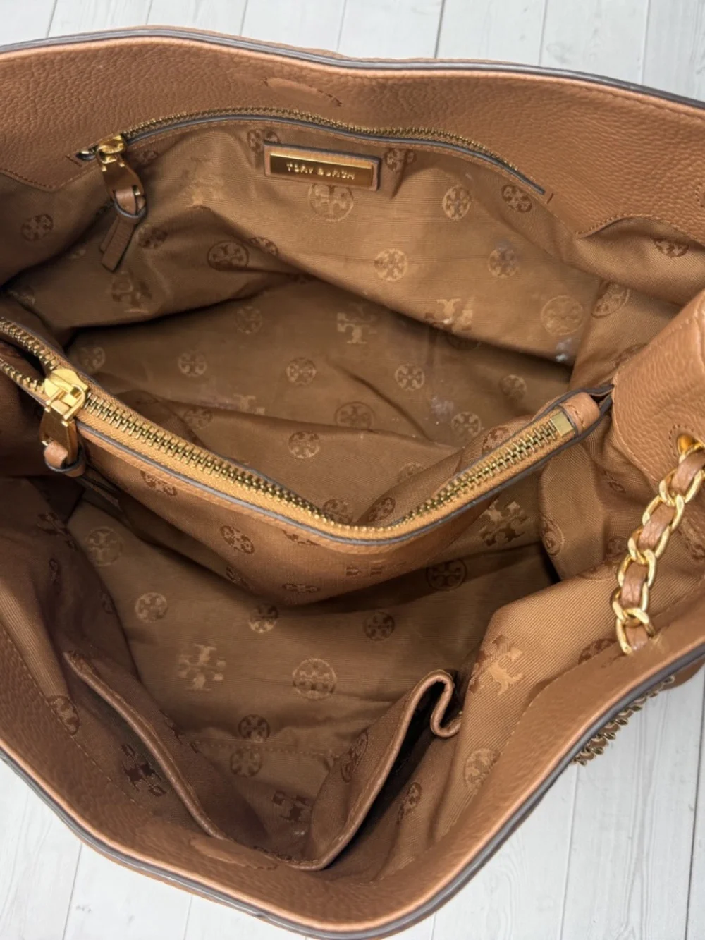 TORY BURCH Britten Triple Compartment Cognac Caramel Tote Bag Gold Chain